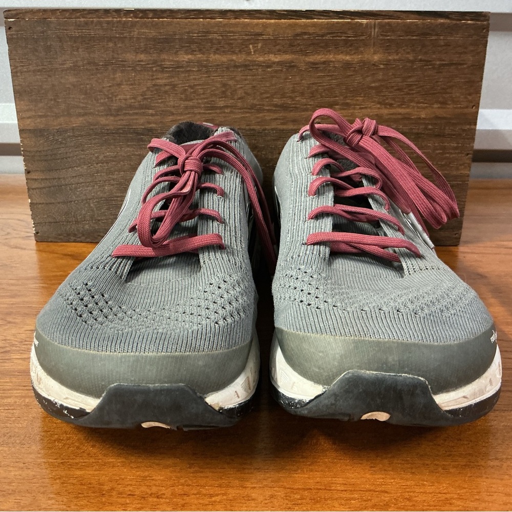 Altra Women Paradigm 4.5 Gray Mesh Running Shoe ALW1948G220 Size 9 - Picture 2 of 8